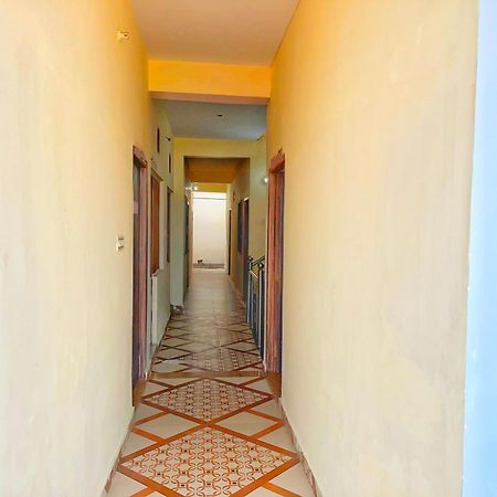 Balaji Homestay Mathura In Vrindavan Buitenkant foto